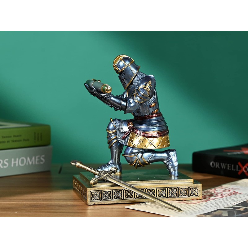 King's Guard Knight Pen Holder Pen Stand Desk Organizers and