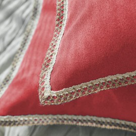 FY FIBER HOUSE Pack of 2 Farmhouse Decorative Throw Pillow Covers, Faux Burlap Linen Trimmed Tailored Edges Cushion Cover Pillowcases for Couch, Sofa, Decor, Bedroom, Rococco Red 16 x 16 inches