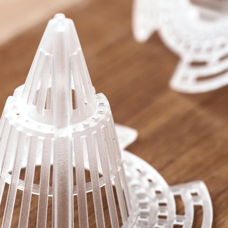 15pcs Plastic Mesh Cones for Bottoms with Hollow Core Design
