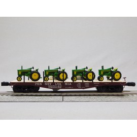 Lionel PRR FLATCAR w/ 4 Vintage John Deere Tractors O Gauge 2426150