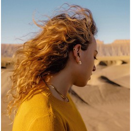 Aobei Pearl Freshwater Cultured Pearl Drop Earrings Cute 18k Gold Stud Earrings Chubby Gold Huggie Earrings for Women