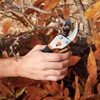 Fiskars Fiskars Bypass Pruning Shears, 5/8-Inch Cut Capacity Garden Clippers,