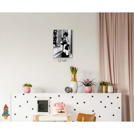 HB Art Design Audrey Hepburn Wall Art Iconic Scene Portrait Breakfast at Tiffany's Black and White Canvas Wall Art Canvas Print Wall Decor Artwork Bedroom Decor Living Room Made in The USA 17x11