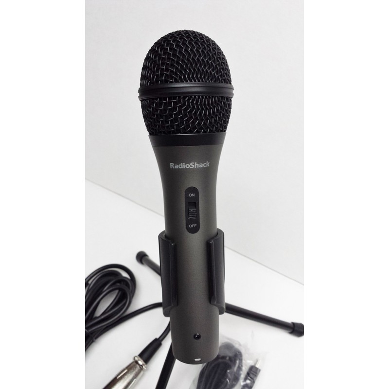 RadioShack XLR/USB Handheld Dynamic Cardioid Microphone 33-660