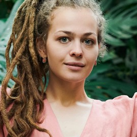 MADISON TYLER Valentines Day Hoop Red Heart Earrings for Women | Pave Red Heart | Rhinestone Small | Exquisite Jewelry for Her | Couples Gifts Valentine's Day