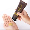 Exfoliante Facial de Cúrcuma Turmeric Face Scrub with Curcumin Extract,