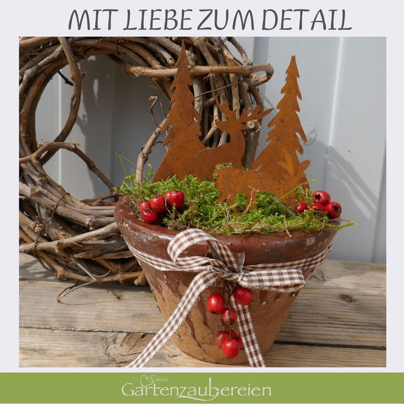 Storm's Gartenzaubereien Elk Christmas Decoration Set of 4 with Fir