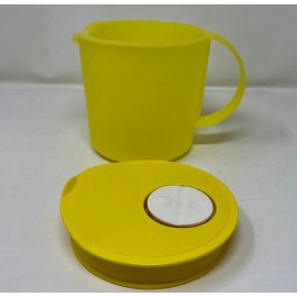 TUPPERWARE Crystal Wave Microwavable Pitcher Vented 1Liter- 4C 1000ml  New - Yellow