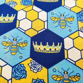 Bee Print Fabric – 100% Cotton Poplin, 44” Wide – Bee Themed Material for Sewing, Quilting, Crafts, Floral Nature Fabric (Beehive Hexagons, Metre)