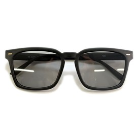 MERRY PLEASURE Sunglasses, Polarized Dimming, Ultra Lightweight, Men's, Women's, UV Protection, Date Glasses, Wellington, Square, Colored, Light Color, Color Lens, MAT.BLACK×Lt.SMOKE