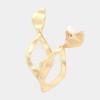 Clip on 2 1/2" matte gold cutout wavy dangle pointed