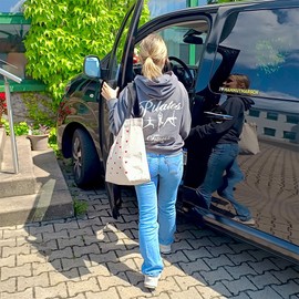 Cottonbagjoe Stylish spacious carry bag with inner pocket and zip, cotton bag, fabric bag, shopper handbag with large base, Oeko-Tex 100 standard certified, Printed / Heart