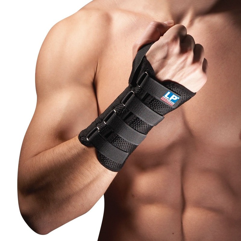 LP Support 535 Breathable Wrist Bandage