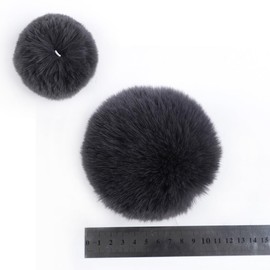 Pack of 12 Faux Fur Pompoms Fur Pompoms 10 cm Faux Fox Fur Fur Pompom Fluffy Plush Balls Set for Crafts Faux Fur Pom Pom Ball for Women Girls Bag Hats Pendants Decoration – Black