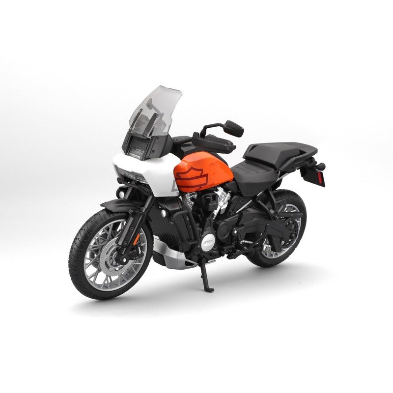 Maisto Suzuki Hayabzsa Silver 1:12 Model Motorcycle