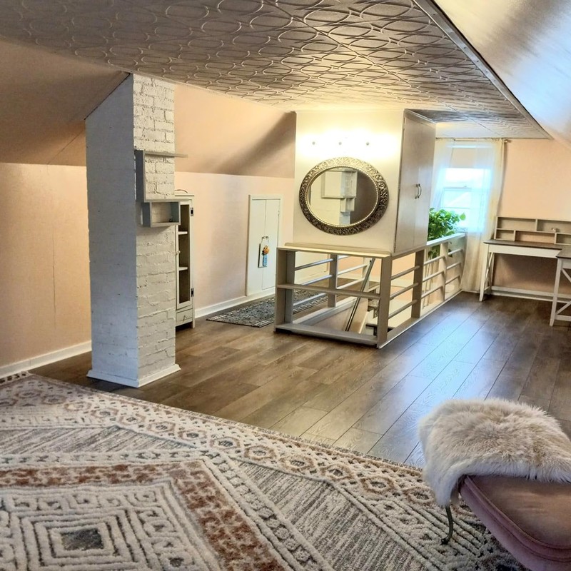 À LA MAISON CEILINGS R82 Circles and Stars Foam Glue-up