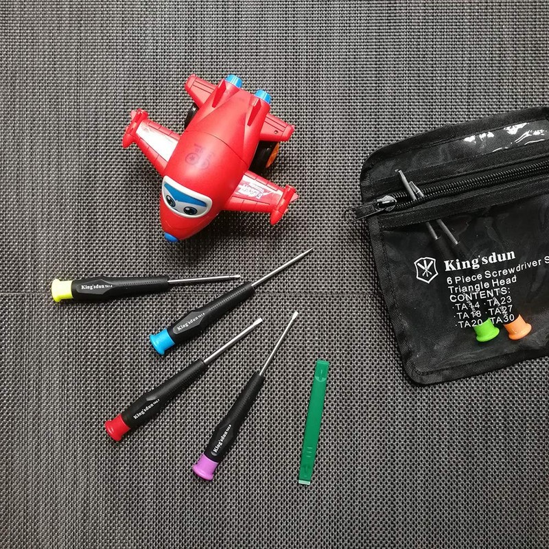 Fixinus Full Triangle Head Screwdriver Set For Electronic Toys, 7-Piece