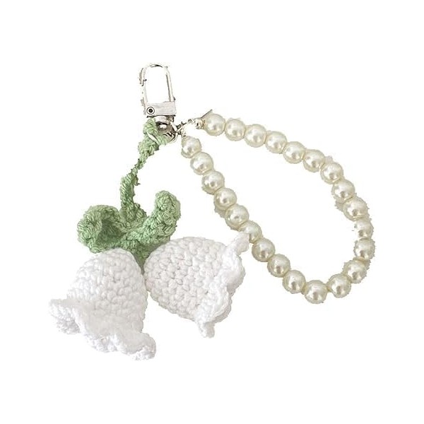 Tustao White Creative Pearl Chain Keyring With Knitted Flower Pendant