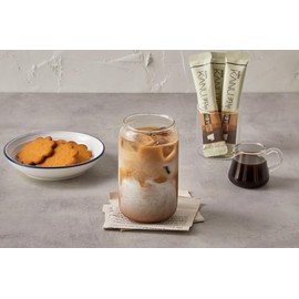 Maxim Kanu Double Shot Latte, Korean Instant Coffee Mix, Smooth & Creamy, 13.5g x 50 Sticks, Premium Arabica Beans, Easy to Enjoy Hot or Cold