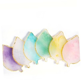 WOONEKY 1pc Lovely Leaf Shaped Manicure Palette Nail Art Tool for Blending and Mixing Colors Lightweight Design for Easy Handling for Nail Art Works and Photography