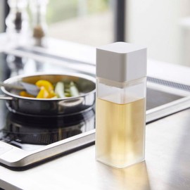 Yamazaki 5718 Magnetic Seasoning Bottle, White, Approx. W2.2 x D 2.2 x H 6.8 inches (5.5 x 5.7 x 17.2 cm), Tower Refill, Airtight, Easy to Open and Close, Disassemble and Washable