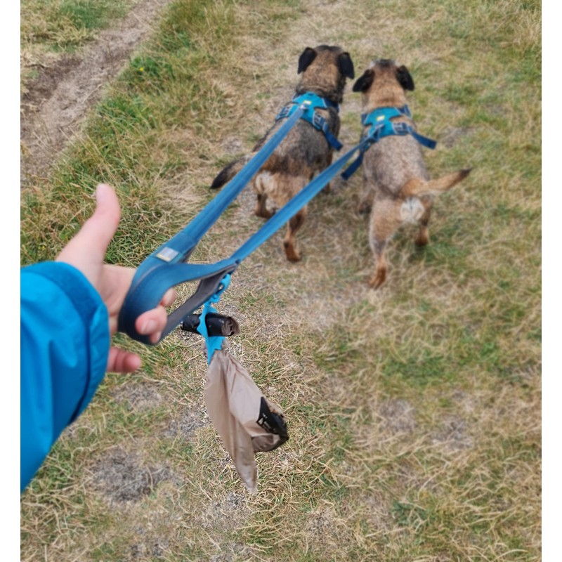 Chewtopia Poo Bag Holder Porter For Dogs Fastens to Belt
