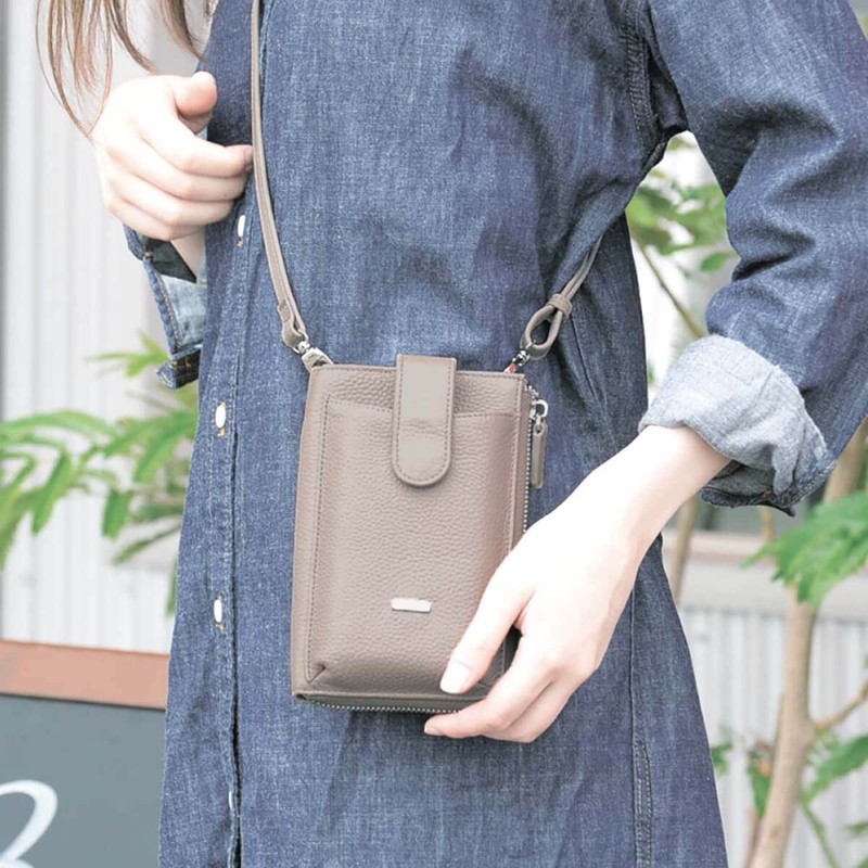 Balcos Women's One Size All Ways Leather Pochette, Silver