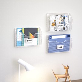 BSJYMJIAJU Magazine Rack,Magazine Holder,3 Pockets Hanging File Organizer,Mesh Rack, Folder and Mail Holder for Wall, Tag Slot,literature,catalogs,mail,letters,charts,brochures notebooks (white)