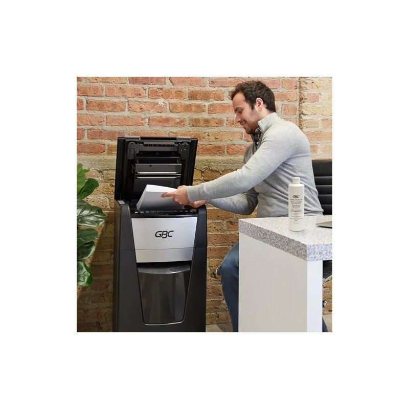 GBC Shredder Oil, 16 oz., .473ml Bottle for use with