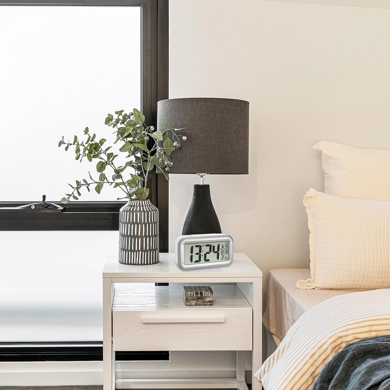 TFA Dostmann Lumio Radio Alarm Clock