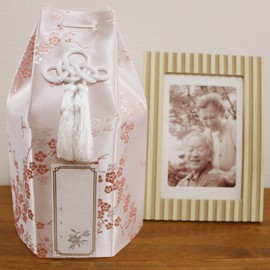 Buddhist Urn Plum Silk Buddhist Urn with Kaimyo Seal, 3.5 Size, Pink with Cover Bag