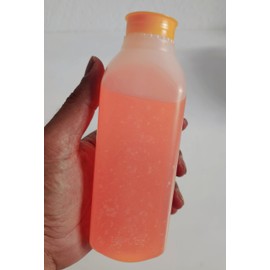 FIJIAN MADE 16 Oz. Plastic Juice Bottles (16 Oz - Set of 6 & 6 Caps) with Orange Snap On Cap – Great for Homemade Juices, Milk, Smoothies, Tea and Other Beverages - Food Grade BPA Free