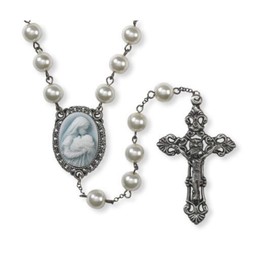 Needzo Mother's Kiss Catholic Rosary with Faux Pearl Beads, Crucifix and Virgin Mary Centerpiece, 22 1/2 Inches