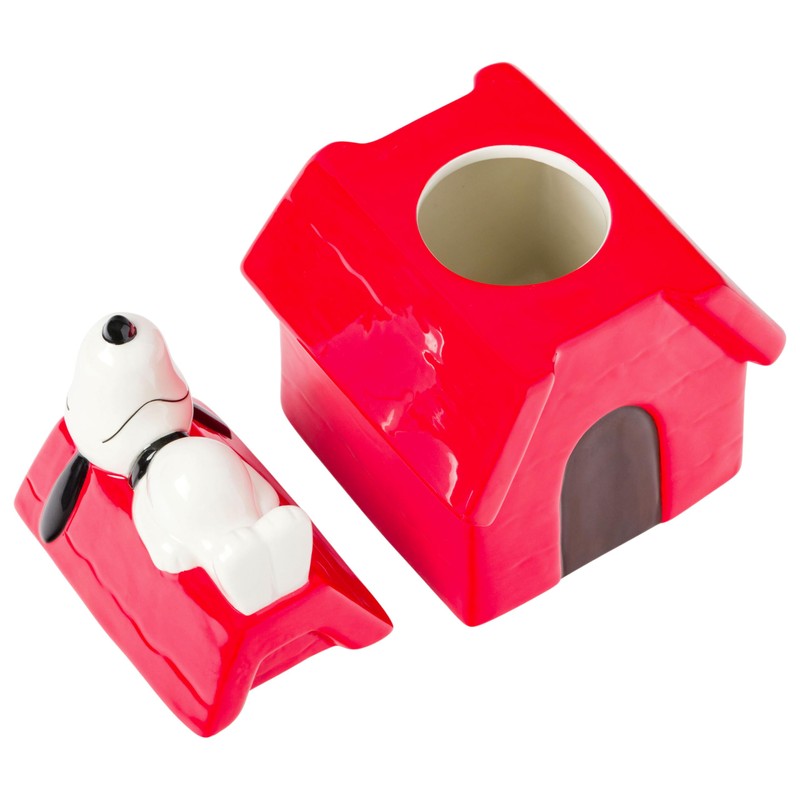 Silver Buffalo Peanuts Sculpted Ceramic Cookie Jar Featuring Snoopy and