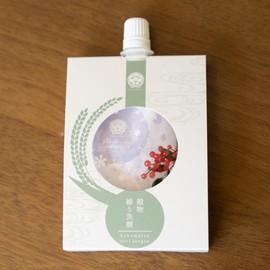 Ice Cream: Grains kneaded face wash