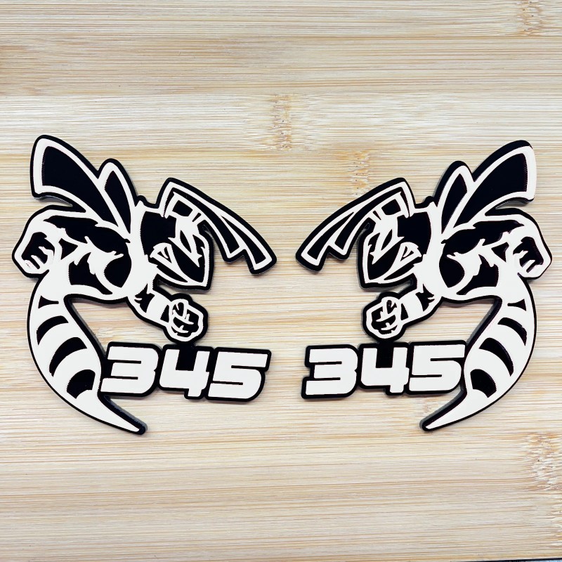 UsaStandard 345 Hornet Badges Emblem BEE (2) White/Black BADGES Fender