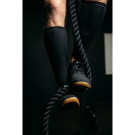 BREAKING LIMITS Deadlift Shin Guards - Neoprene Calf Bandage - Deadlift Socks - Shin Pads - Box Jumping for Men and Women - Shin Guards for Deadlifts (L)
