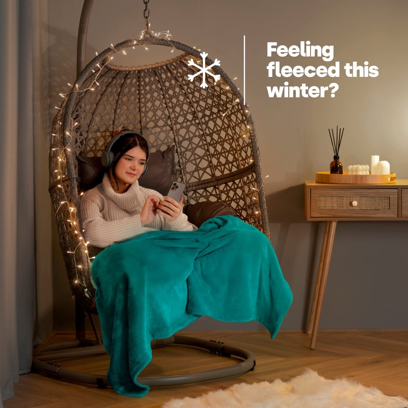 LIVIVO Flannel Fleece Blanket- Super Soft Cosy Cuddly Sofa Throw