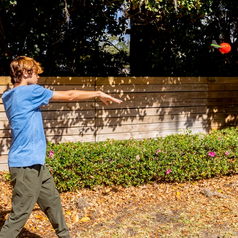 Nerf Vortex Aero Howler Foam Ball, Classic Long-Distance Football, Flight-Optimizing