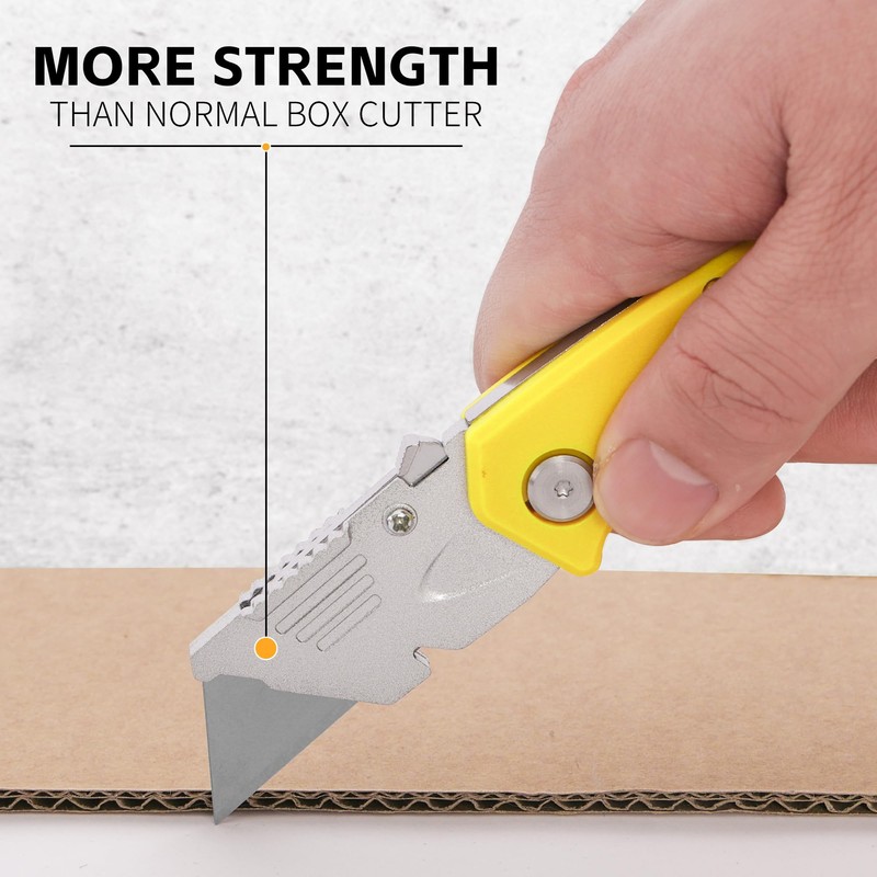 MaxWorks 51055 4-Pack Foldable Utility Knives, 20 Extra Blades –