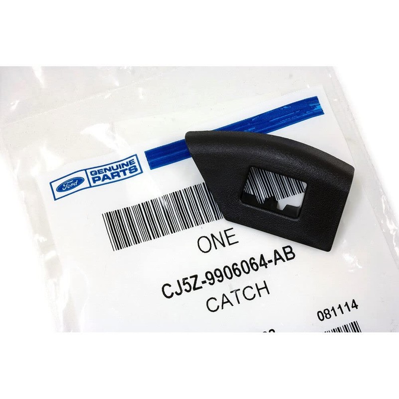 Ford 2013-2015 Escape C-Max Glove Box Latch Striker Right Passenger