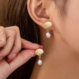 Starfish Earrings for Women Gold Seashell Pearl Earrings Drop Dangle Summer Beach Vacation Earring Coastal Jewelry for Women (Shell)