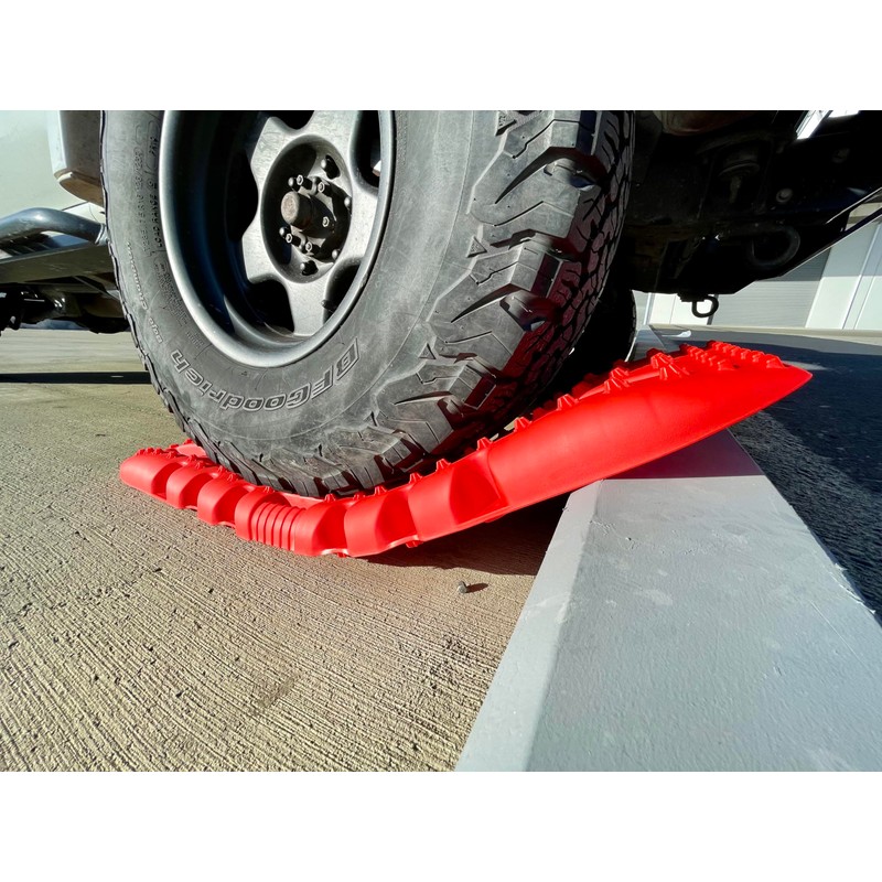 MaxxHaul Recovery Tracks Traction Boards 22000 lb Capacity 42" Heavy‑Duty
