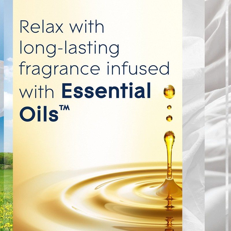 Glade PlugIns Air Freshener Starter Kit, Scented and Essential Oils