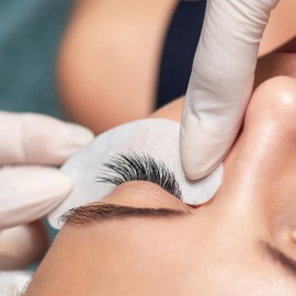 200 PCS Disposable Latex Finger Cots, Black+ White Finger Sleeves Thumb Protectors Gloves Protective Elastic Rubber Fingertip Protector Cots for Electronic Repair, Beauty, Handmade, Industrial Apply