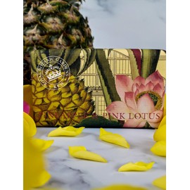 Q Garden 파인애플 & 핑크로터스 비누 240 g Pineapple & Pink Lotus Soap 240 g