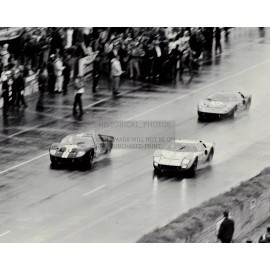 FORD GT 1966 24 HOURS LE MANS FINISH LINE HISTORIC 8X10 PHOTO