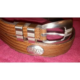 Men's Brown Genuine Leather Belt with University of Maryland Terps Conchos 28 NL