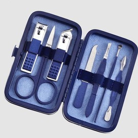 Pouch household portable nail clipper set 7 types of nail care navy pocket nail care / 파우치 가정용 휴대용 손톱깎이 세트 7종 손톱관리 네이비 포켓 네일케어