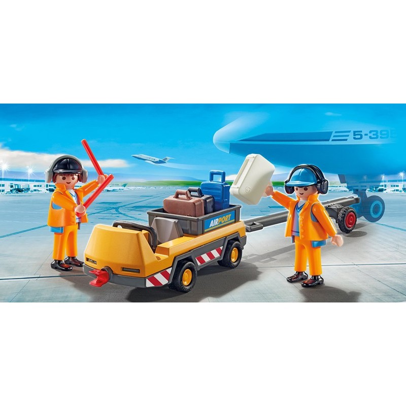 PLAYMOBIL City Action 5396 Flugzeugschlepper mit Fluglotsen, Ab 4 Jahren
